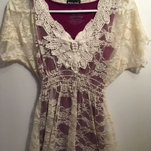NWOT Cream floral Lacey top with tank top under